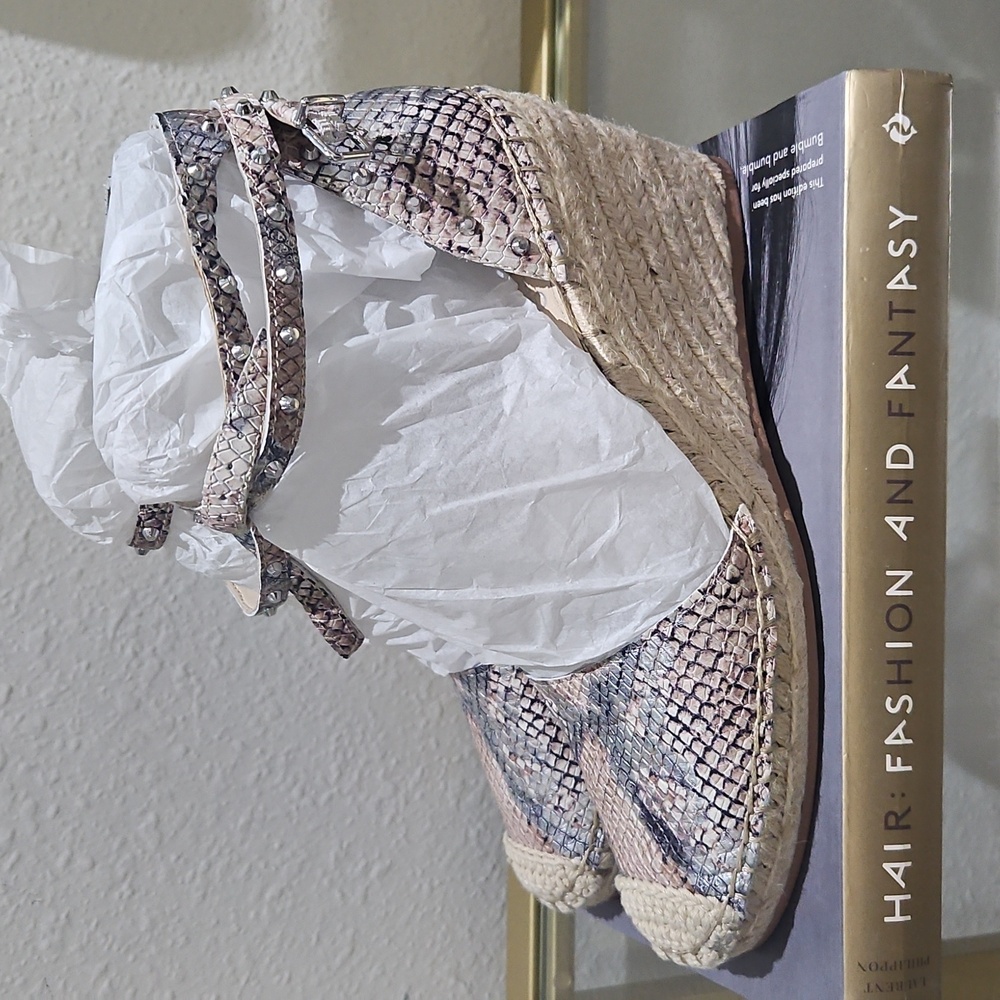 Snakeskin Wedge Sandals / Vince Camuto - Picture 2 of 8